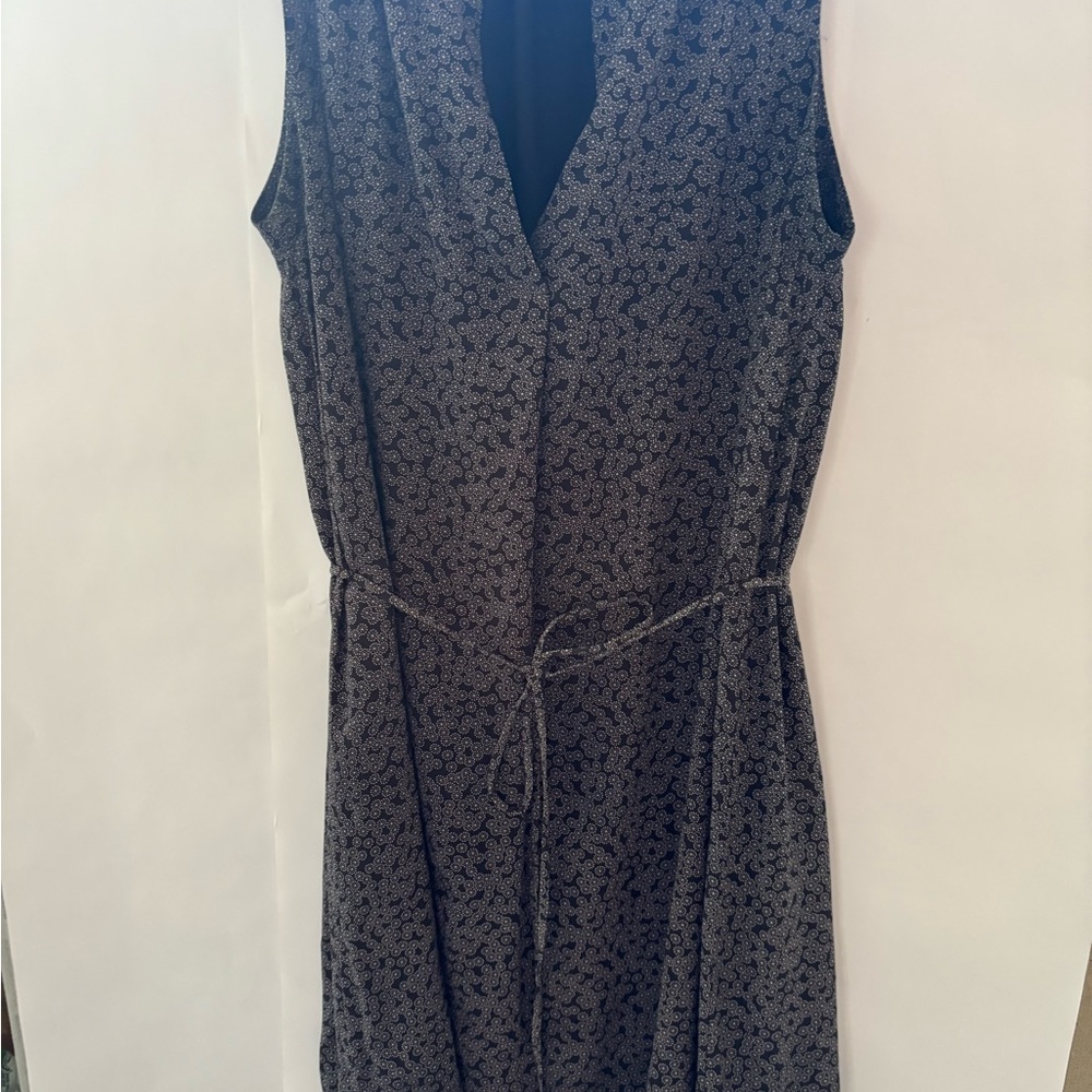 LOFT Blue and White Sleeveless Wrap Dress